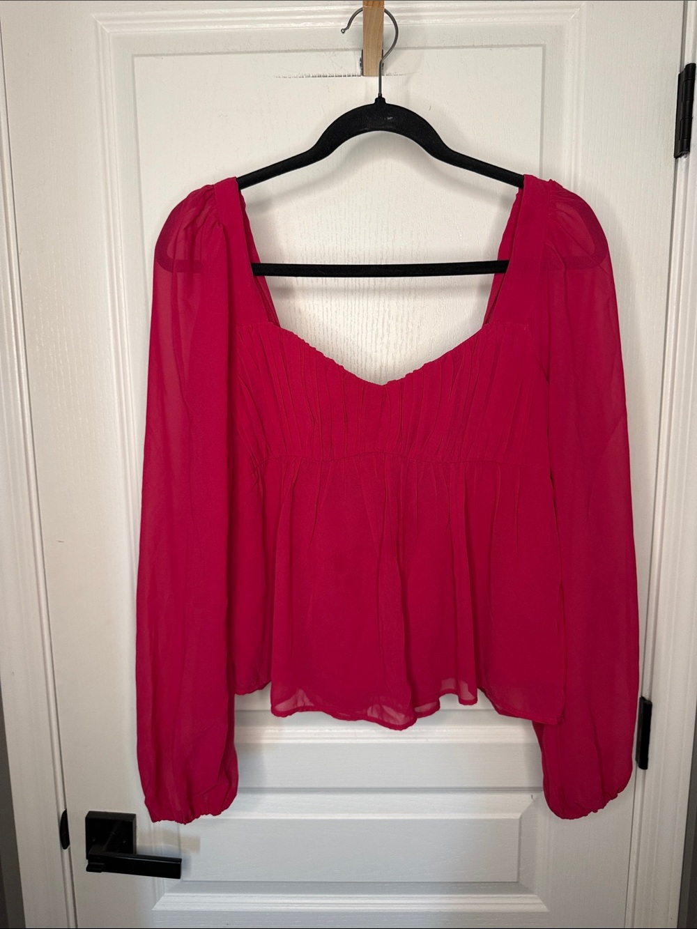 Abercrombie & Fitch Fuchsia Long-Sleeve Square Neck Blouse